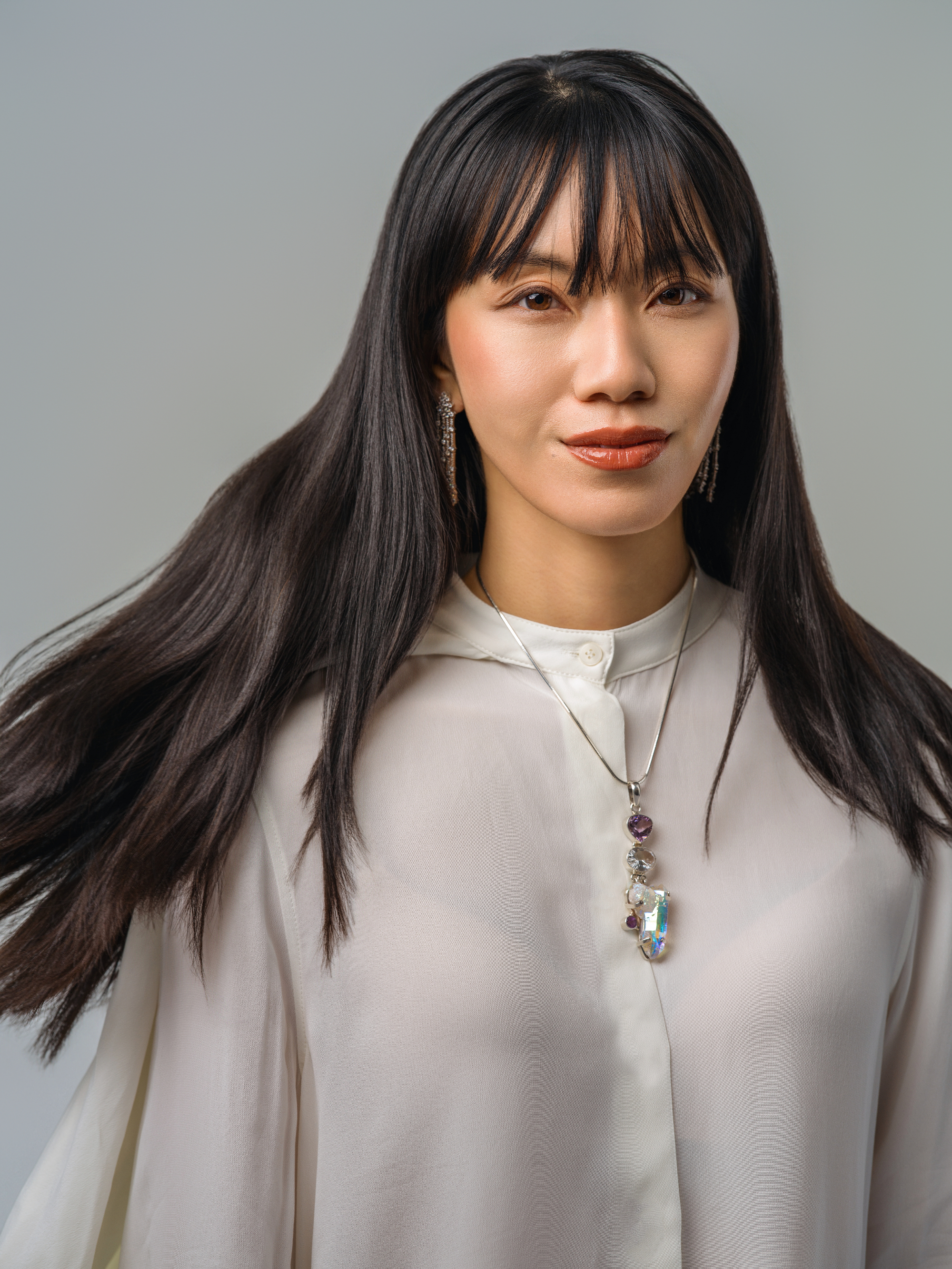 Darin Apinya jewelry beauty portrait clean editorial